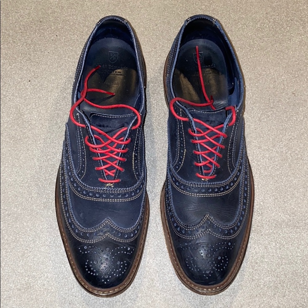 Men’s Allen Edmonds dress shoes